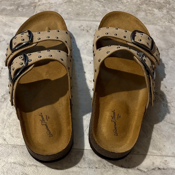 Universal Thread Sandals - Picture 2 of 5